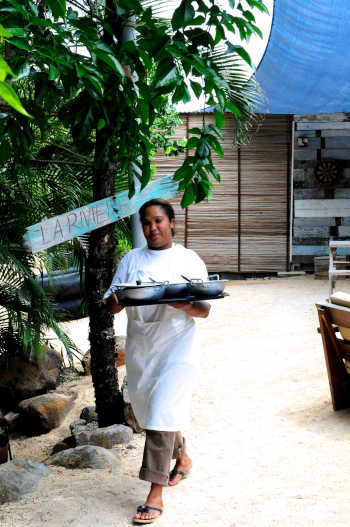 Auténtica cocina mauriciana en el glamping Otentic